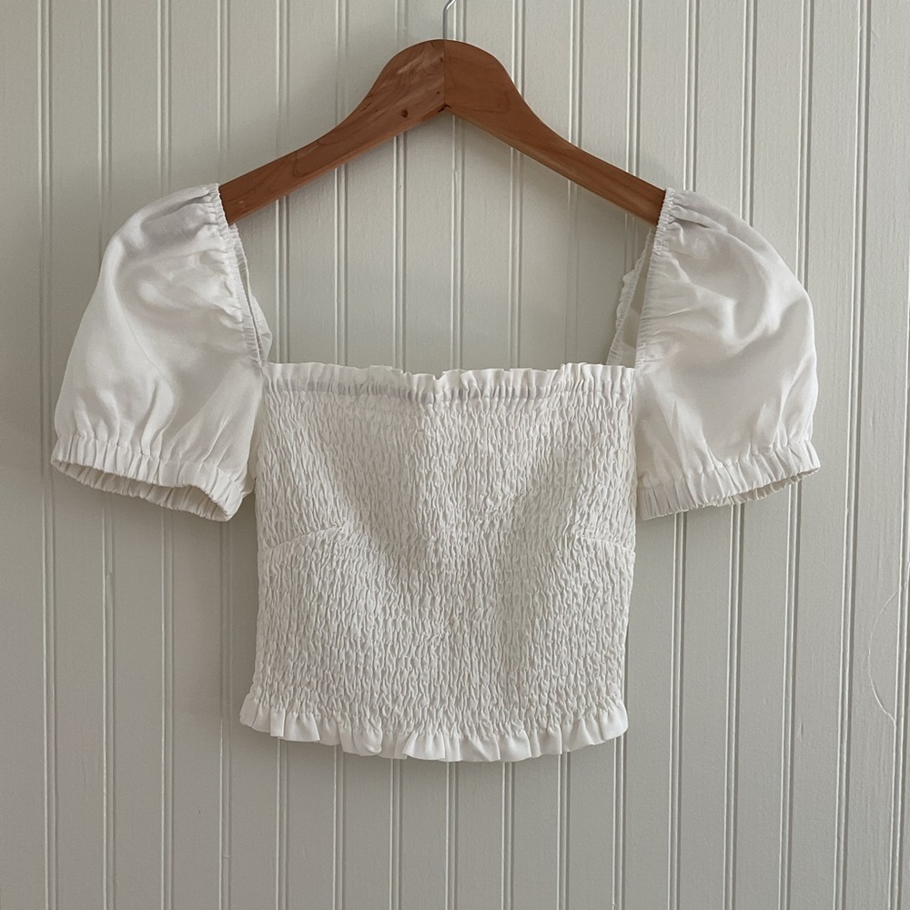 ASTR The Label Mason Smocked Puff Sleeve Top White - Picture 2 of 7